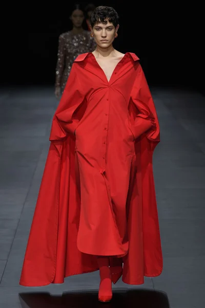 Look 26